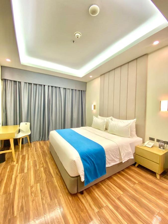 Bravo Tanauan Hotel Exterior photo
